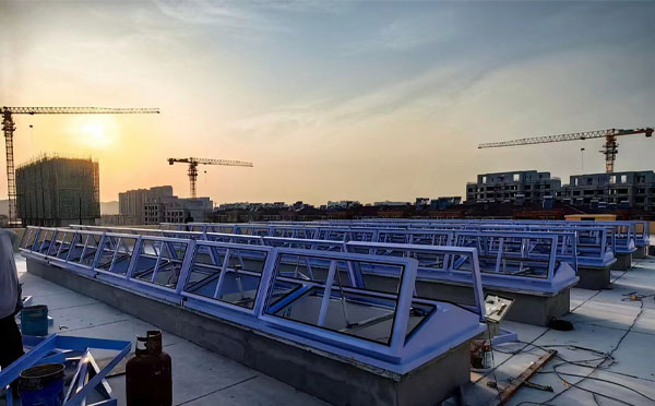 消防乌什排烟窗工作原理